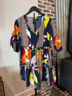 Navy Orange Floral Abstract Tiered V-Neck Women's Dress Short Sleeve Size Medium